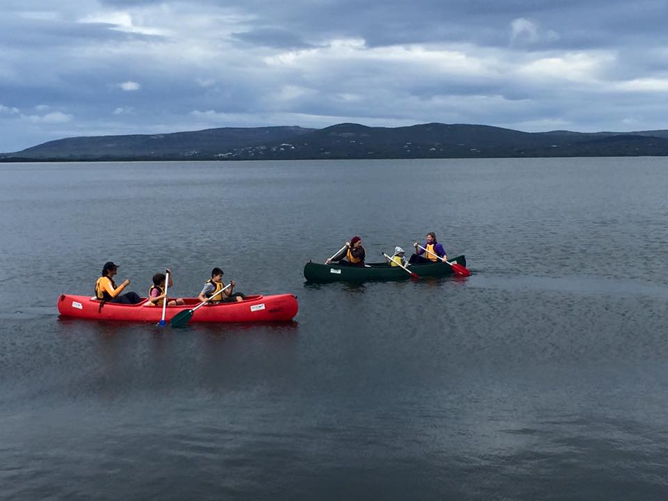 canoeing-at-camp-quaranup---family-camp