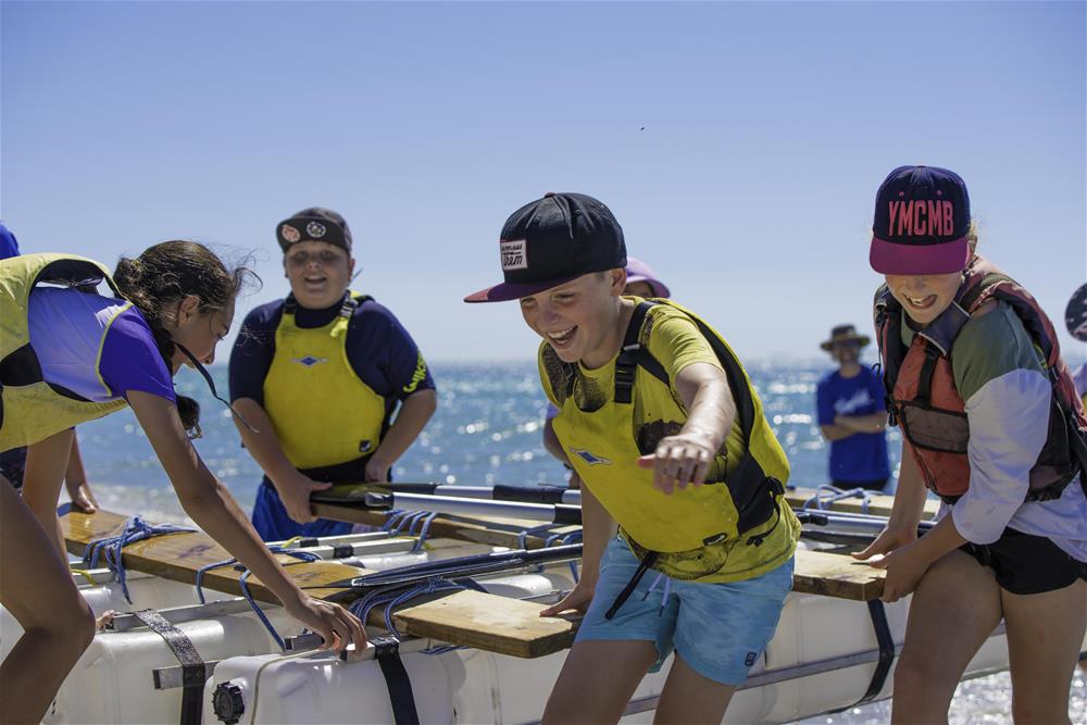 raft-building-at-woodman-point